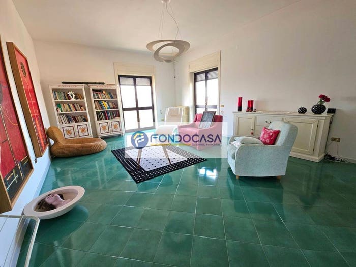 Casa con 6 locali in vendita in Strada Provinciale Botrugno Sanarica, Sanarica