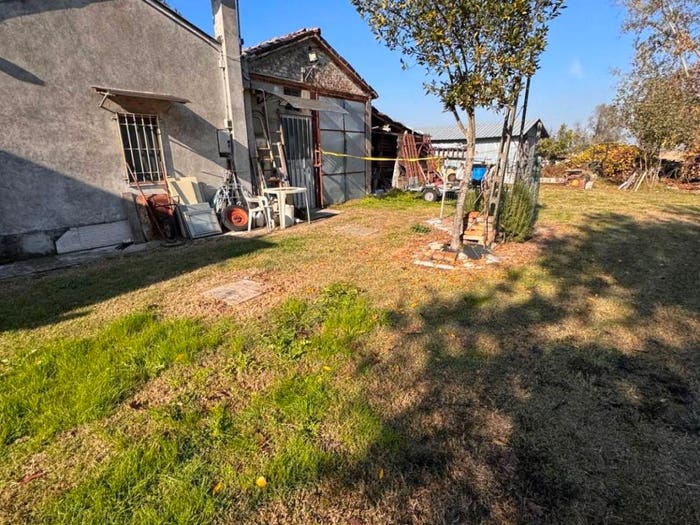 Appartamento trilocale in vendita in Via Giovanni Ranuzzi, Casaglia, Ferrara