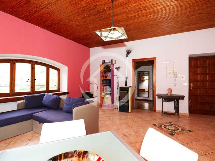 Appartamento trilocale in vendita in Via Roma, Centro, Villar Pellice
