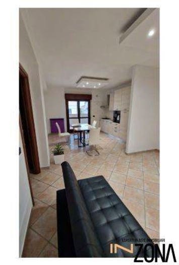 Appartamento trilocale in vendita in Via degli Ausoni, Centro, Avezzano