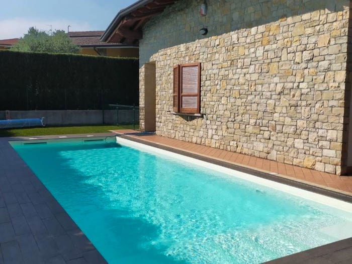 Casa con 6 locali in vendita in Via Valle d'Albano, Albano Sant'Alessandro