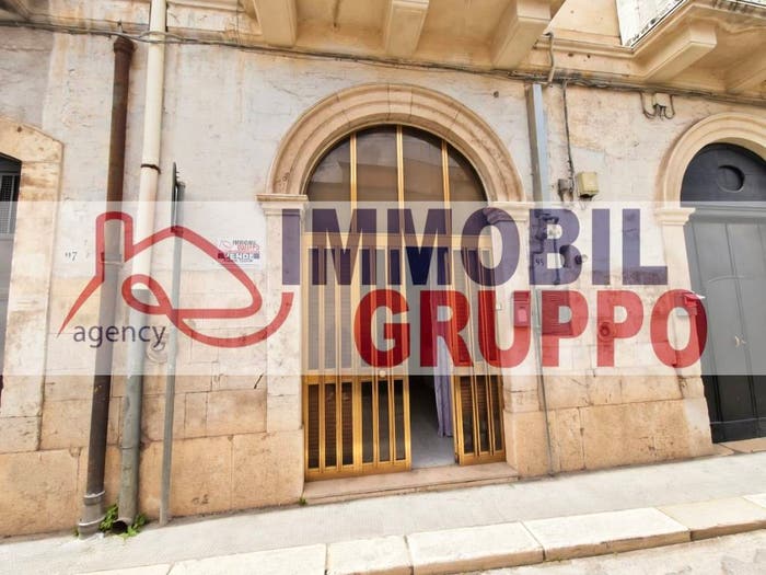 Appartamento trilocale in vendita in Via Sant'Angelo, Sacro Cuore Via Corato, Andria