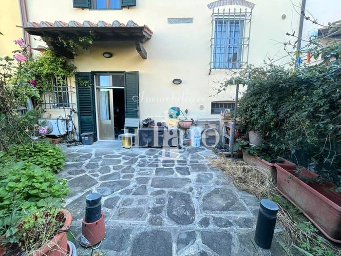 Casa con 5 locali in vendita in Via Torricella, Torricella, Campi Bisenzio