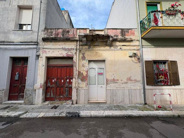 Casa bilocale in vendita in Via Udine, Cappuccini, Brindisi