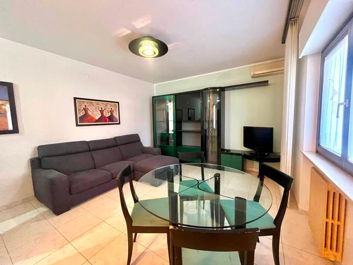 Appartamento trilocale in vendita in Via Roma, Centro, Scafa