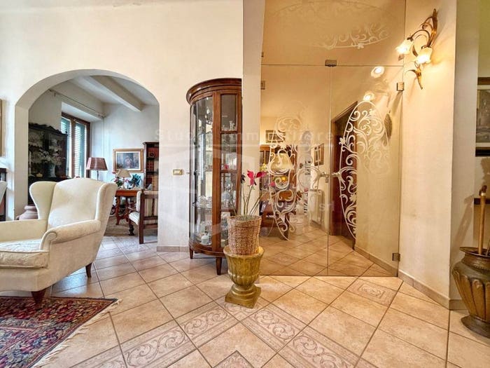 Appartamento quadrilocale in vendita in Via San Matteo, Sorgenti, Livorno