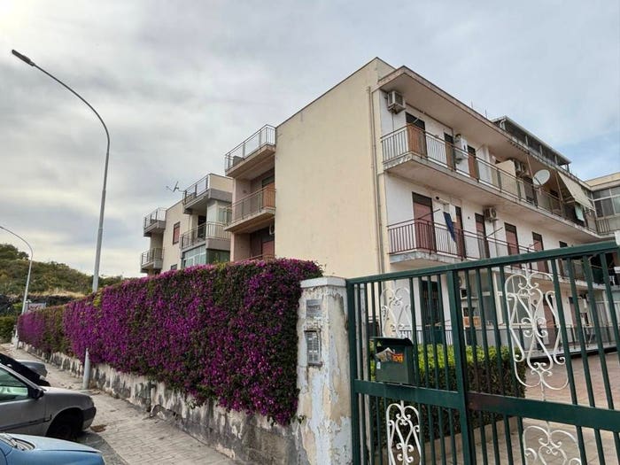 Appartamento trilocale in vendita in Via Masaniello, Rapisardi, Catania