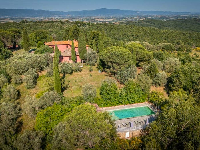 Casa con 6 locali in vendita in Viale Armando Diaz, Centro, Monte San Savino