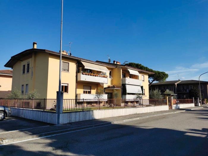 Appartamento quadrilocale in vendita in Via Giuseppe Verdi, Settimo Balconi, Pescantina