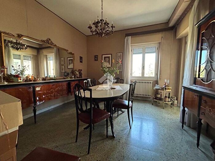 Appartamento quadrilocale in vendita in Piazza Nicola Corigliano, Popilia Vagliolise, Cosenza