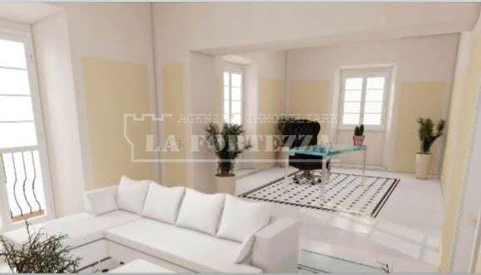 Appartamento con 6 locali in vendita in Borgo Stretto, Santa Maria, Pisa