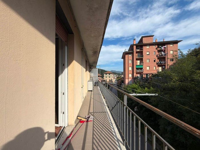 Appartamento quadrilocale in vendita in Via Bartolomeo Parodi, Ceranesi