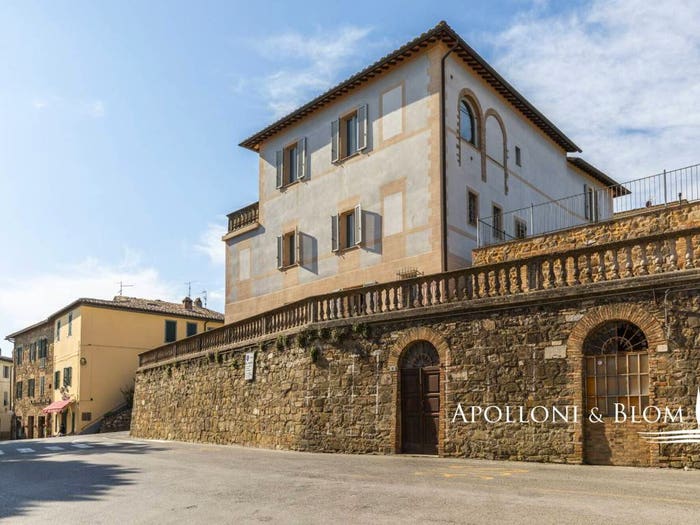 Casa con 6 locali in vendita in Padelletti, Centro, Montalcino