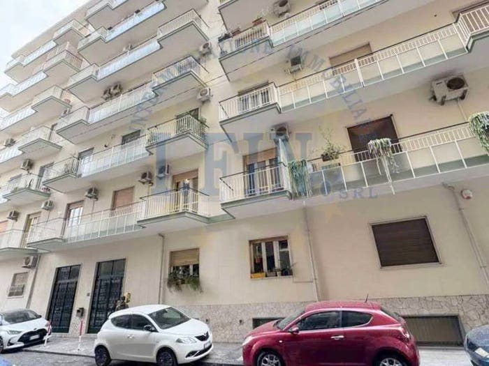 Appartamento con 6 locali in vendita in Via Gaetano Sanfilippo, Borgo, Catania