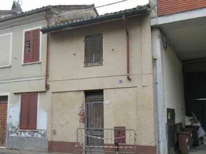 Appartamento trilocale in vendita in Via Garibaldi, Ferrera Erbognone