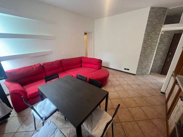 Appartamento trilocale in vendita in Via Baradello, Centro, Appiano Gentile