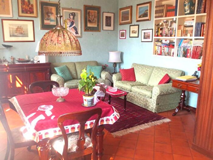 Appartamento trilocale in vendita in Via Niso, Furio Camillo, Roma