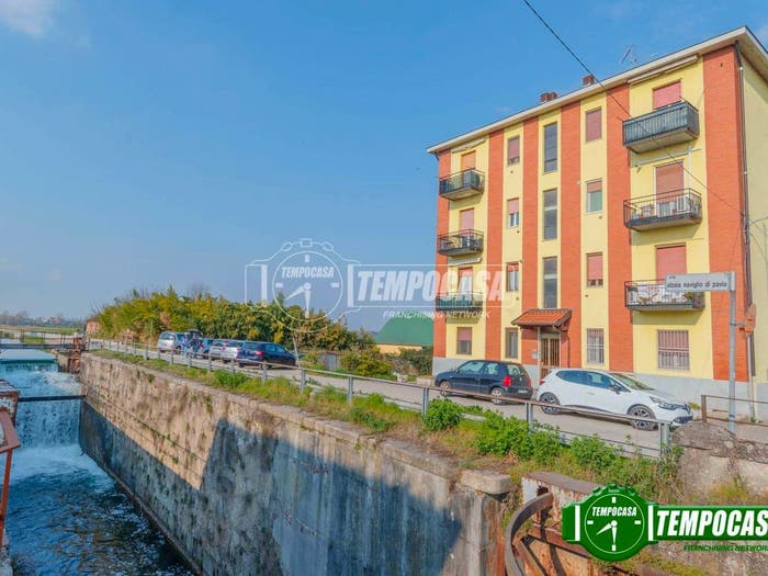 Appartamento bilocale in vendita in Via Roma, Casarile