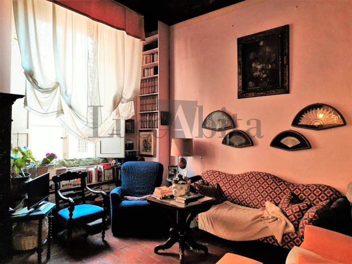 Appartamento con 6 locali in vendita in Via di Poggio, Piazza Napoleone San Michele, Lucca
