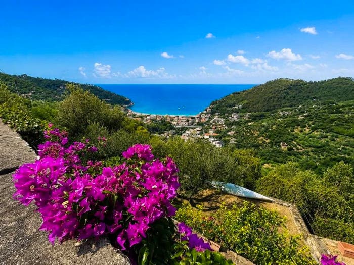 Appartamento trilocale in vendita in Località Costella, Bonassola