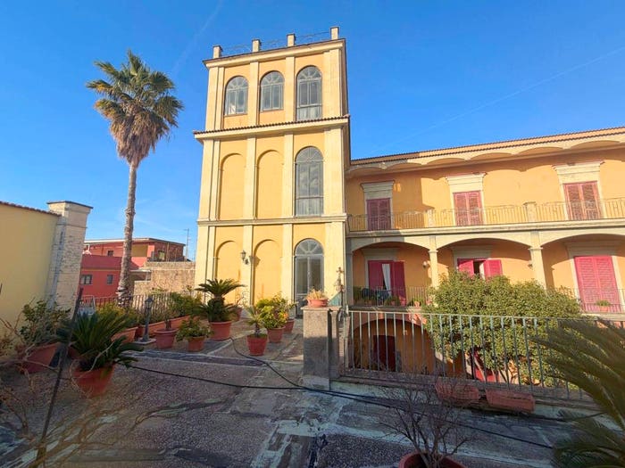 Casa con 6 locali in vendita in Via San Giacomo, Baiano