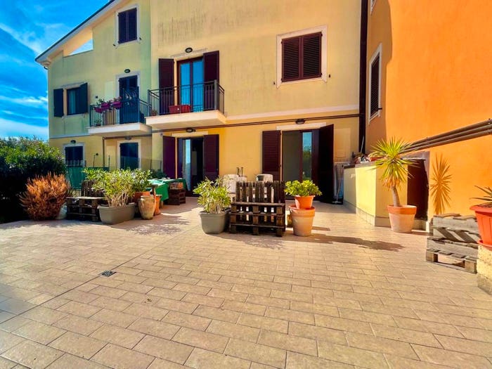 Appartamento trilocale in vendita in Contrada Casette Antonelli, Potenza Picena