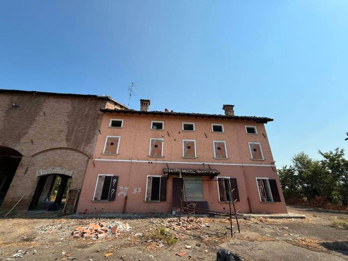 Casa con 6 locali in vendita in Stradello Piradello, Cognento, Modena
