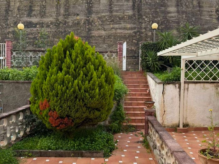 Casa bilocale in vendita in Contrada Torre del Lauro, Caronia