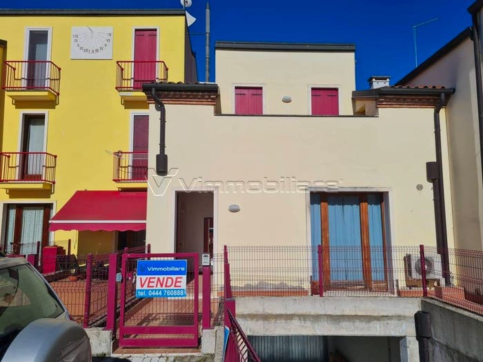Casa quadrilocale in vendita in Via Cà Montanare, Ponte Di Mossano, Barbarano Mossano