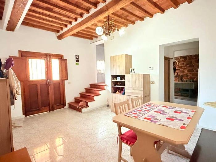 Casa con 6 locali in vendita in Querce, Fucecchio