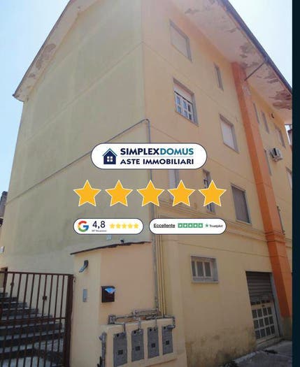 Appartamento con 5 locali in vendita in Vincenzo Bellini, Oliveto Citra