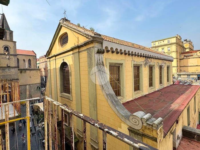 Appartamento con 5 locali in vendita in Piazza luigi miraglia, Centro Storico, Napoli