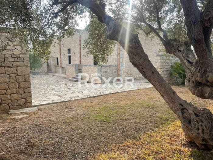 Casa con 6 locali in vendita in SP, Pietre Nere San Zagaria, Modica