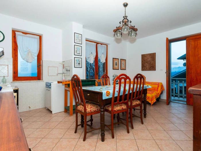 Casa trilocale in vendita in Frazione Sant'Anna Snc, Tettorosso, Roccabruna