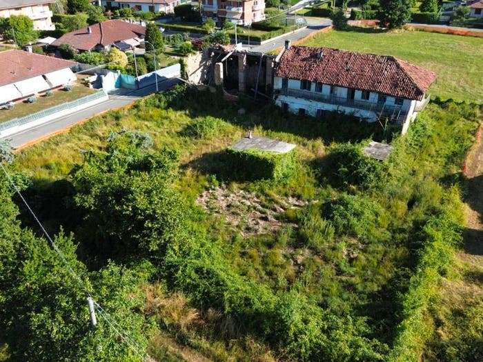 Casa con 6 locali in vendita in Via Ai Colli, Centro, Barbania