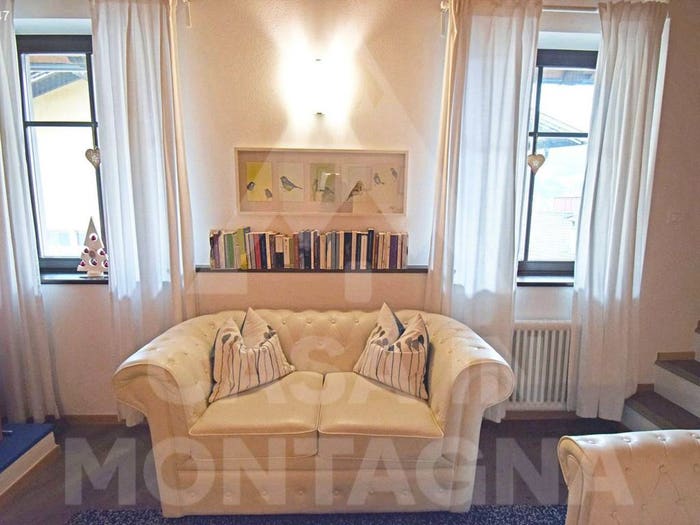 Appartamento quadrilocale in vendita in Via Novembre, Centro, Tesero