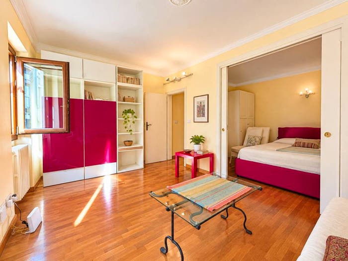 Appartamento trilocale in vendita in Piazza Santo Spirito, Santo Spirito, Firenze