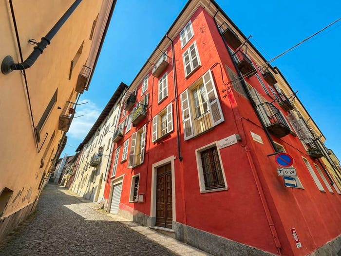Appartamento con 5 locali in vendita in Via Archibugieri di San Giorgio, Centro Storico, Pinerolo
