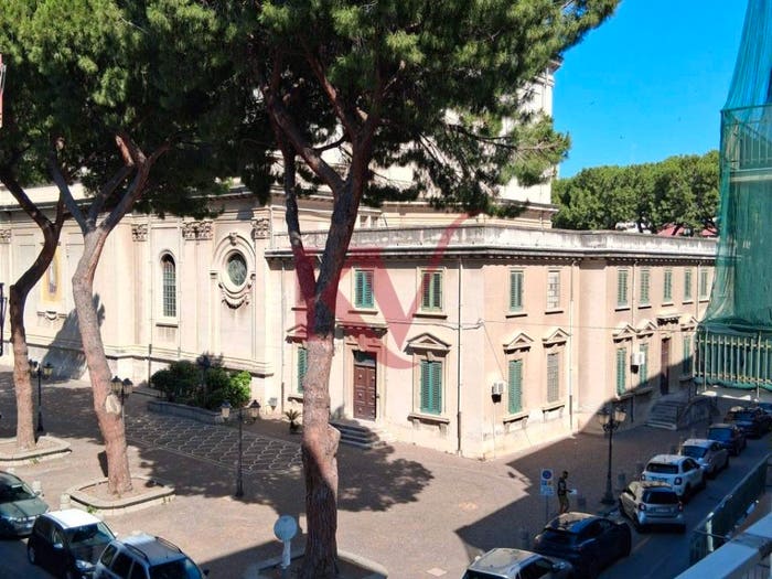 Appartamento con 6 locali in vendita in Via Giosuè Carducci, Centro, Barcellona Pozzo di Gotto