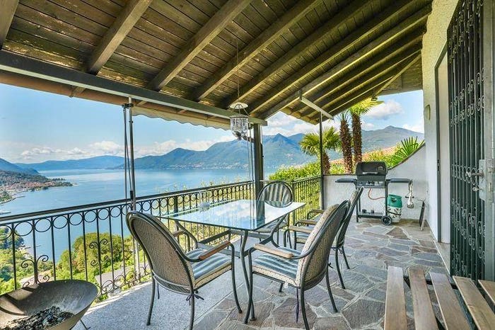 Casa con 6 locali in vendita in Luino