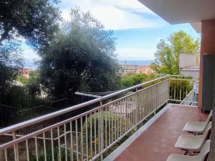 Appartamento quadrilocale in vendita in Via Peirogallo, Ospedale, Sanremo