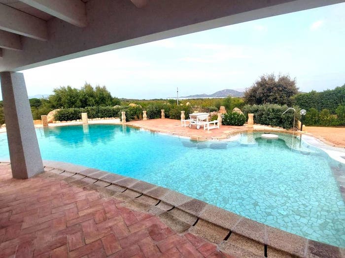 Casa quadrilocale in vendita in Lido del Sole Vecchie Saline, Olbia