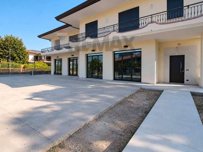Appartamento con 6 locali in vendita in via roma, Centro, Salgareda