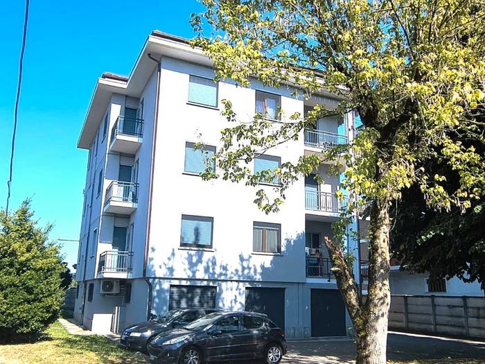Appartamento trilocale in vendita in Via Umberto I, Foglizzo