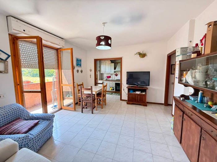 Appartamento quadrilocale in vendita in Via Dante Alighieri, Centro, Buonconvento
