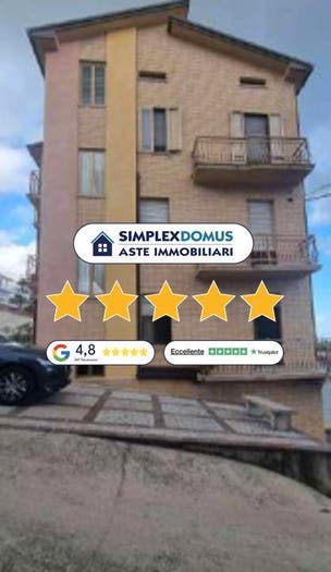 Appartamento con 5 locali in vendita in Borgo XX Settembre, Centro, Montappone