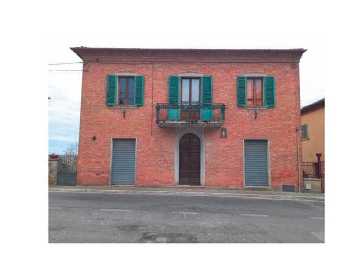 Casa con 5 locali in vendita in Via Lauretana Nord, Montepulciano