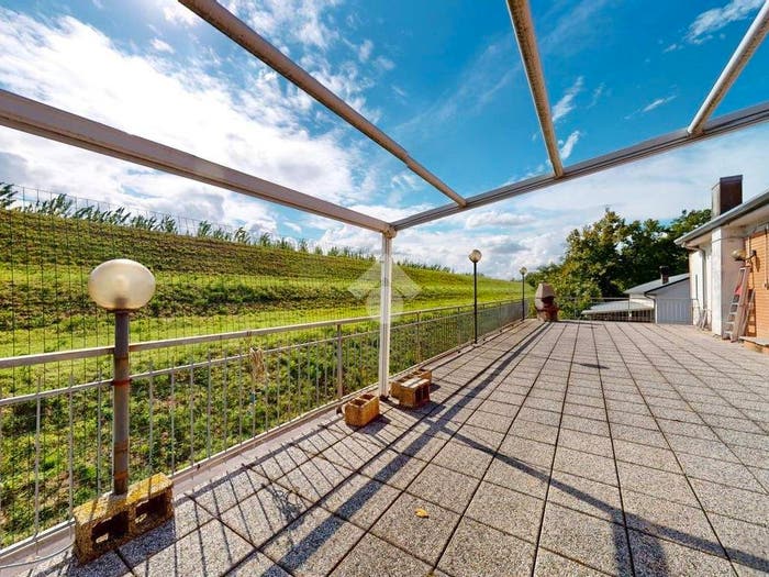 Casa con 6 locali in vendita in Via Niccolò Copernico, Cento Paese, Cento