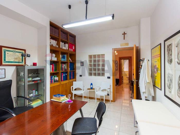 Appartamento trilocale in vendita in via umberto, Libertà Stazione, Catania