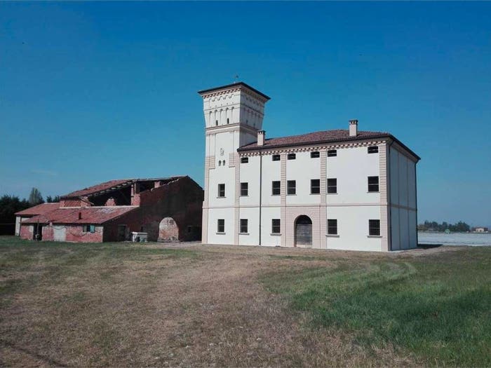 Casa con 6 locali in vendita in Legnago